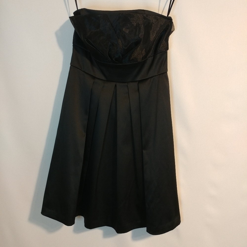 NWT White House Black Market Black Strapless Dress - Picture 5 of 9